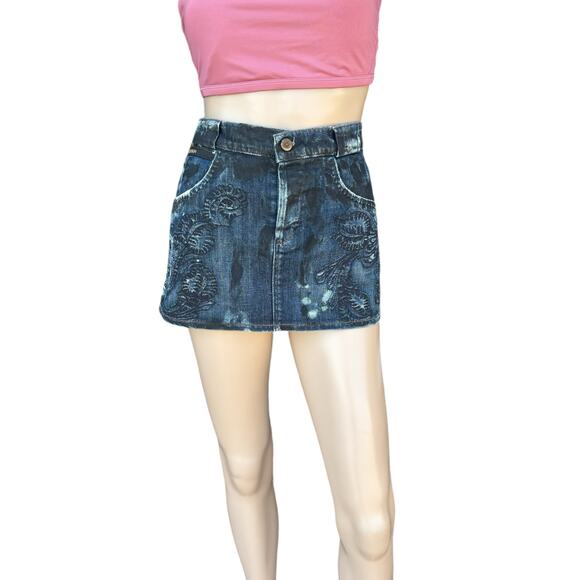 New Goldsign Floral Embroidered Distressed Splattered Denim Jean Mini Skirt 27 - Picture 1 of 13